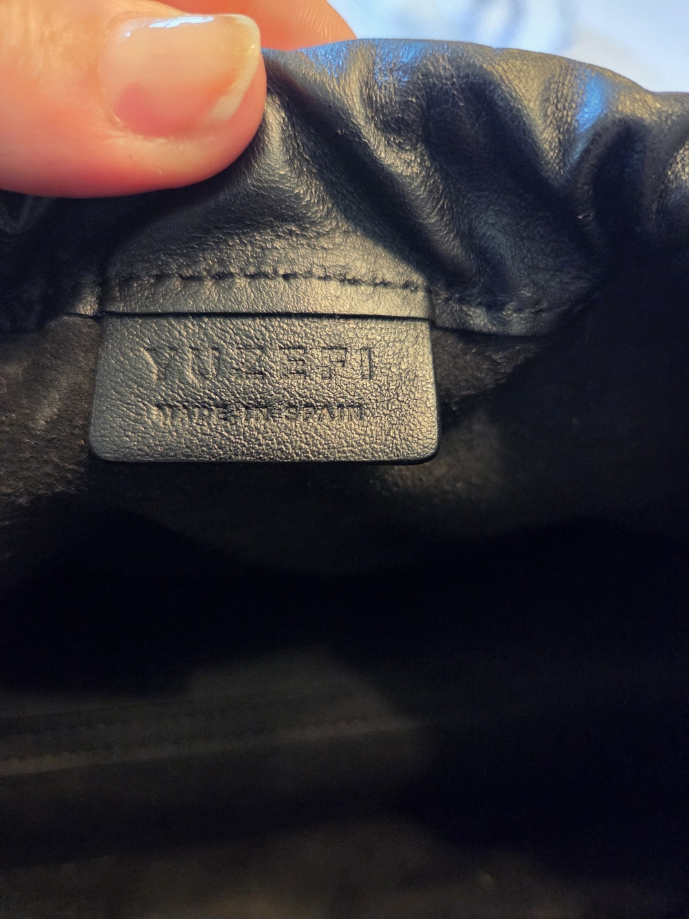 Yuzefi Black Leather Gathered Top Handle Bag - Picture 9 of 13